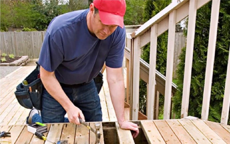 Deck and Fence Removal St Pete Junk Removal